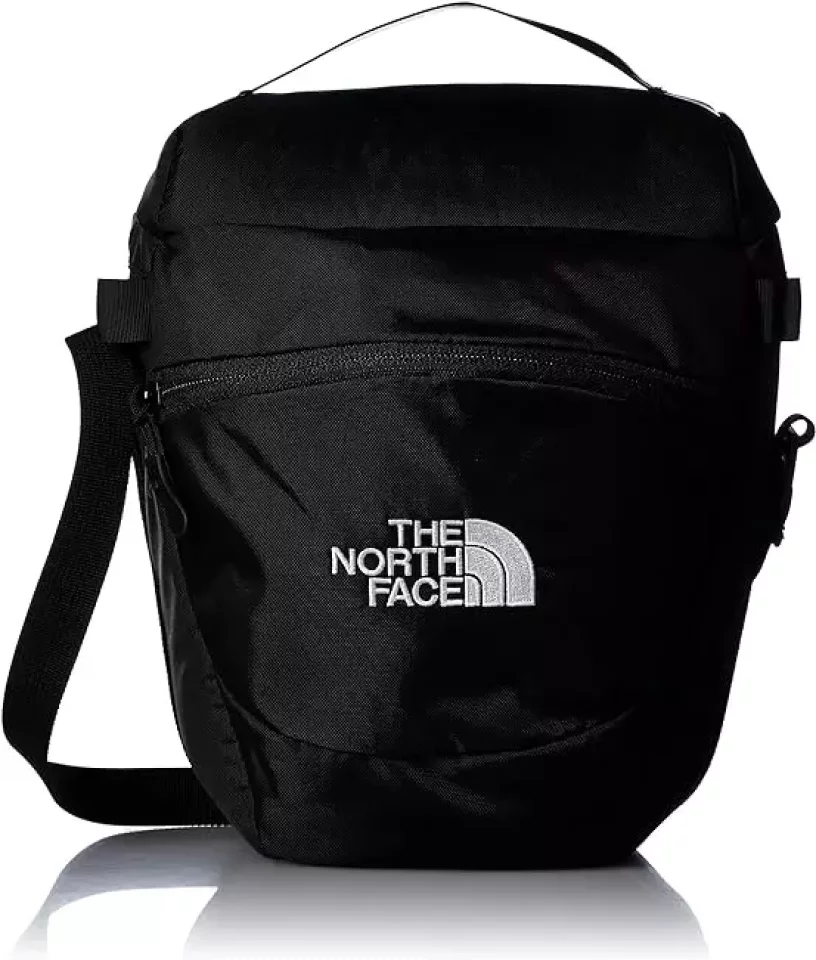 冬山の美しい景色を撮影するためにおすすめのエクスプローラーカメラバッグ