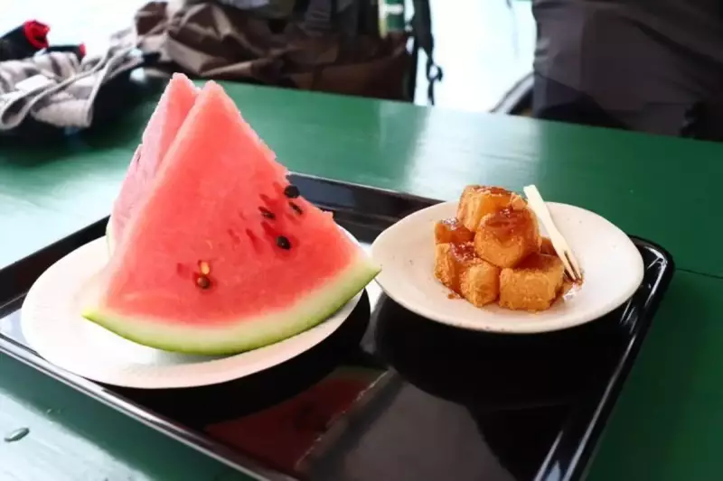 合戦小屋 スイカ