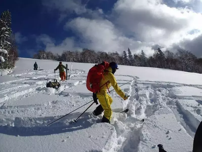 バックカントリー机上講習、トレーニング