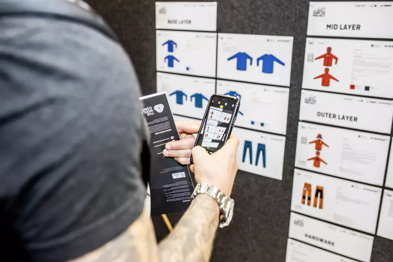 パフォーマンスにおける衣服の技術的属性と構造、ウールが果たす役割とは