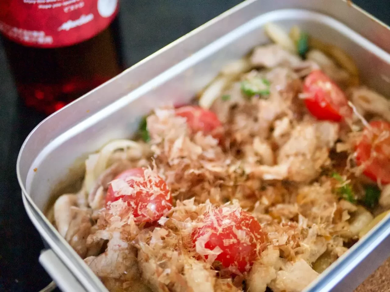 ビストロ風生姜炒めはミニトマトを入れて