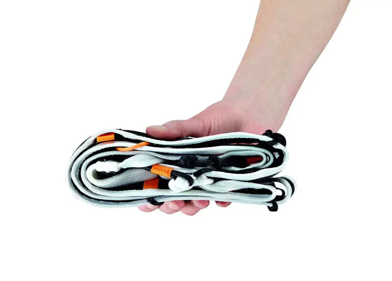 超軽量ハーネス ペツル『フライ』のコンパクト性