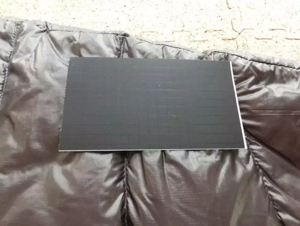 ダウン破れ補修