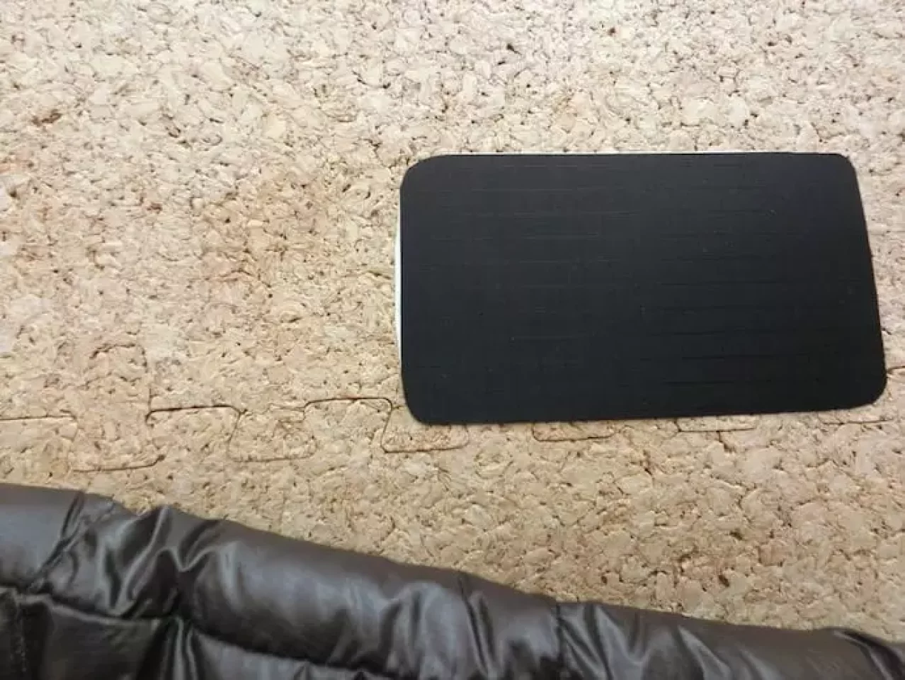 ダウン破れ補修