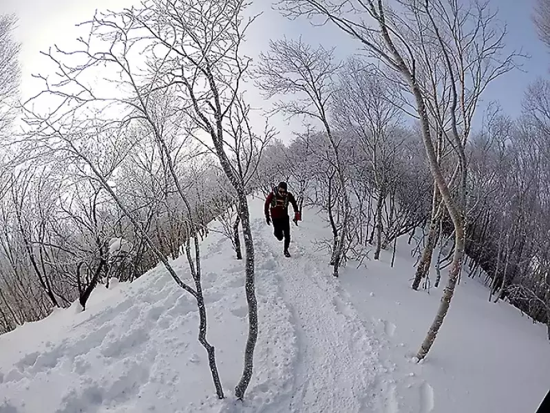 冬 トレイルラン 服装 冬山 トレラン