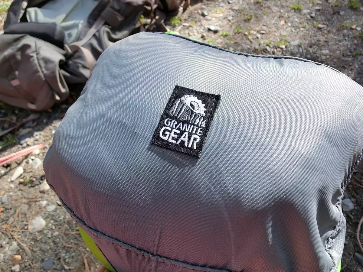 グラナイトギア シルコンプレッサー シュラフをコンパクト