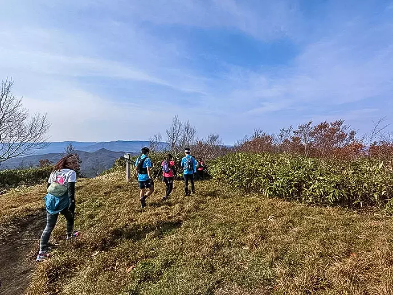 不動の滝方面へと向かう