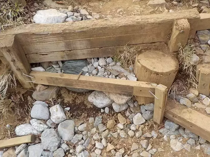 整備中の登山道