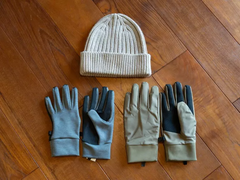 寒い季節のハイキングに使えるユニクロのアイテム3選|グローブ|アクセサリー|山のモノ|登山・トレラン・山スキーマガジン「山旅旅」