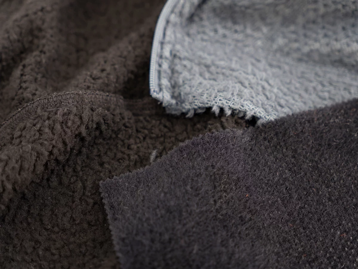 200g未満の軽量インサレーション!ミドルレイヤーの選び方