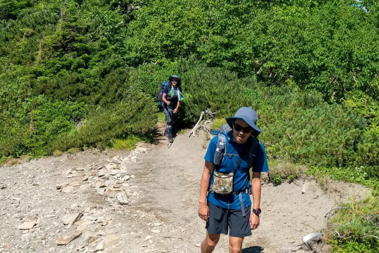 三伏峠小屋から縦走
