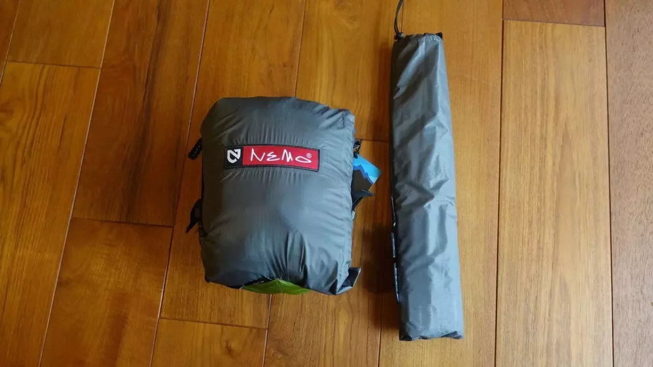 山岳用テントNEMO TANI1Pのコンパクト性