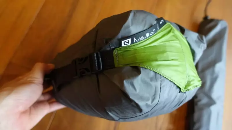 山岳用テントNEMO TANI1Pのコンパクト性