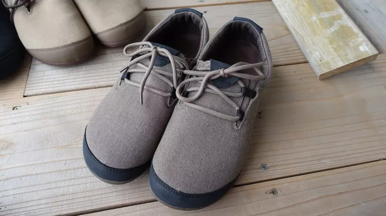 ゼロシューズ ハナ