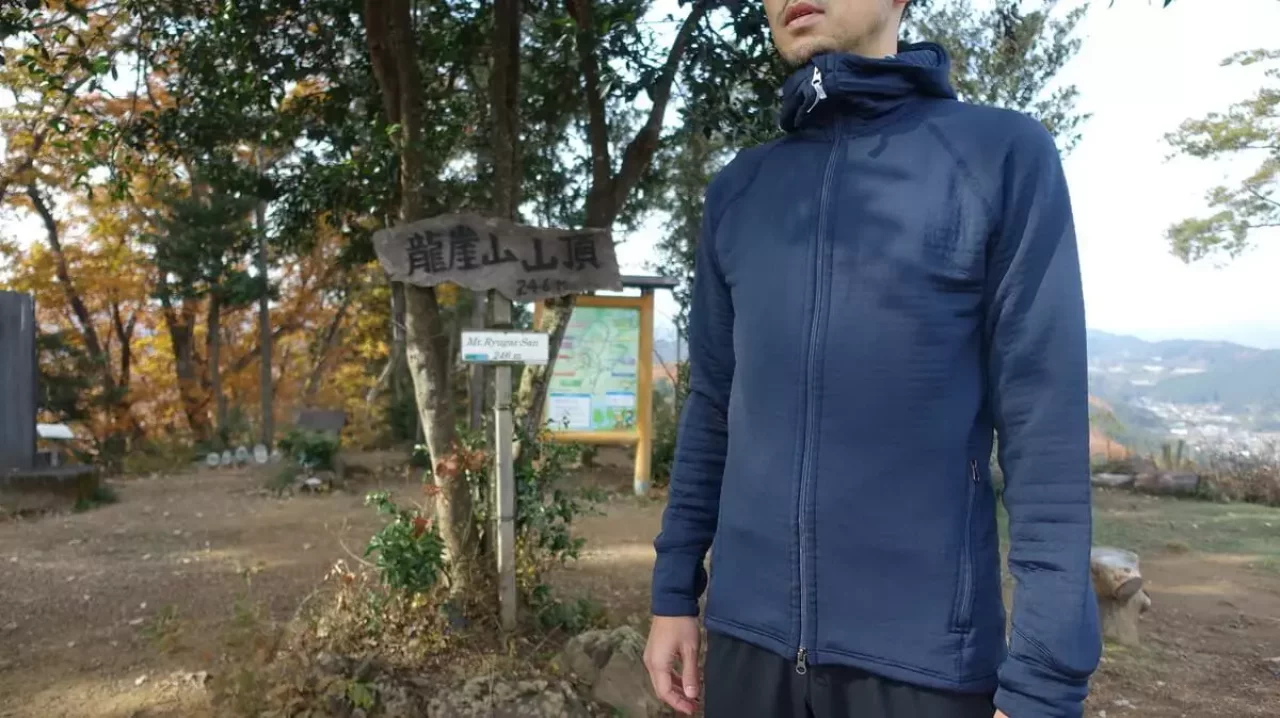 パワーエア-フーディ-フリース