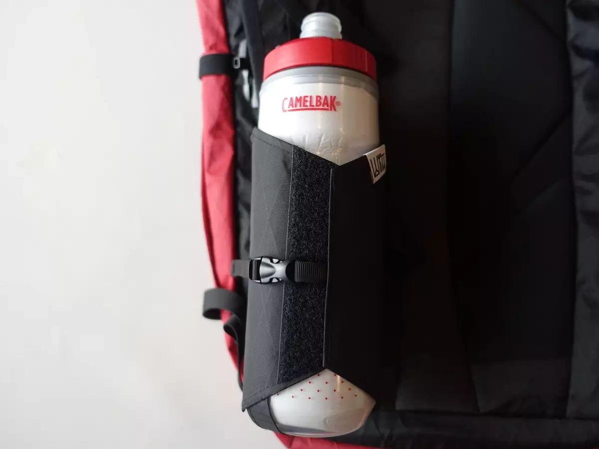 キャメルバック ポディウムチル-保温&保冷できる登山に便利なボトル