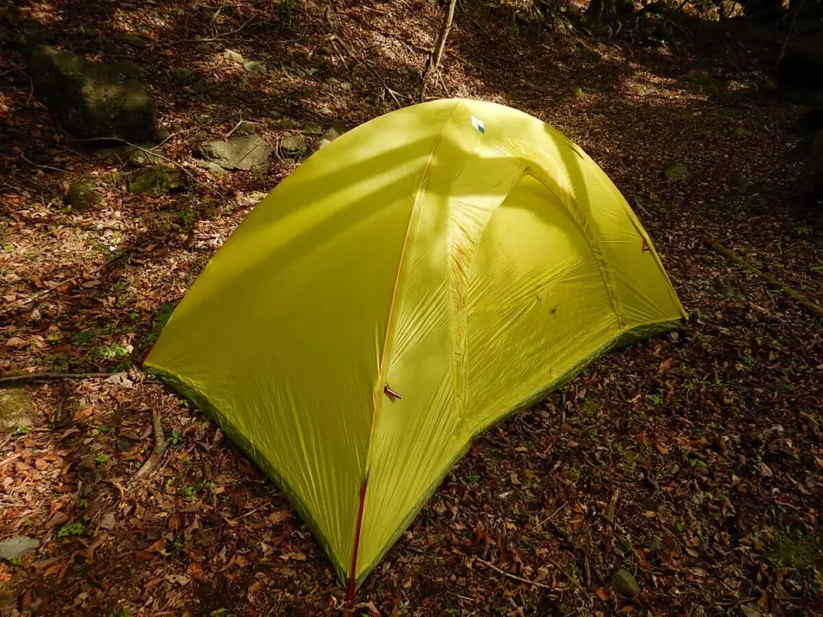 mont-bell U.L.ドームシェルター-積極的に使いたいテントの様なツェルト!性能を徹底レビュー!