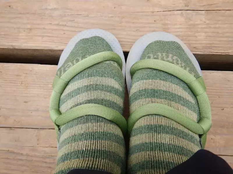 モンベル ソックオンサンダル 靴下のままでも履ける