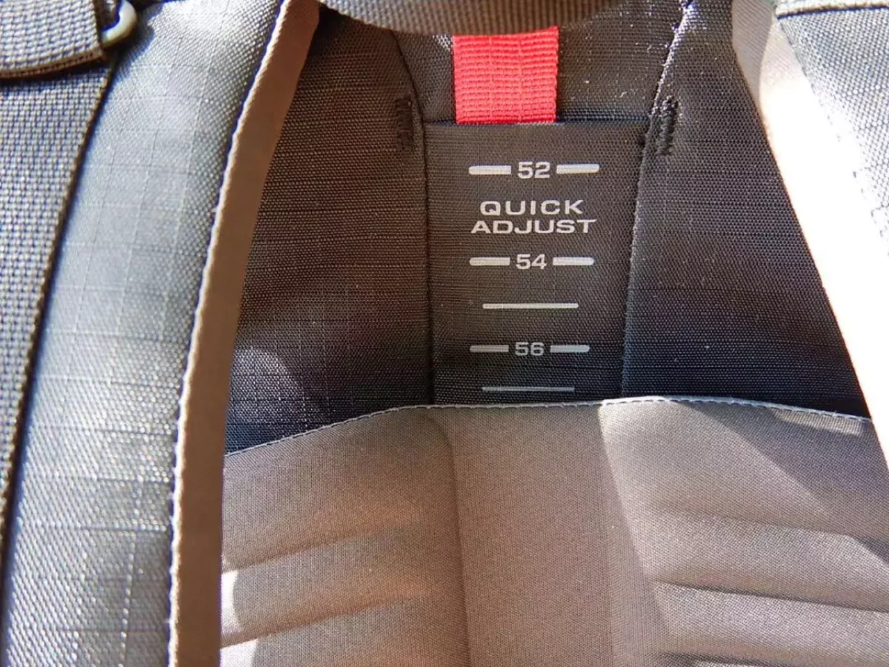 モンベル トレッキングパック 55 特許出願中 クイックアジャストシステム