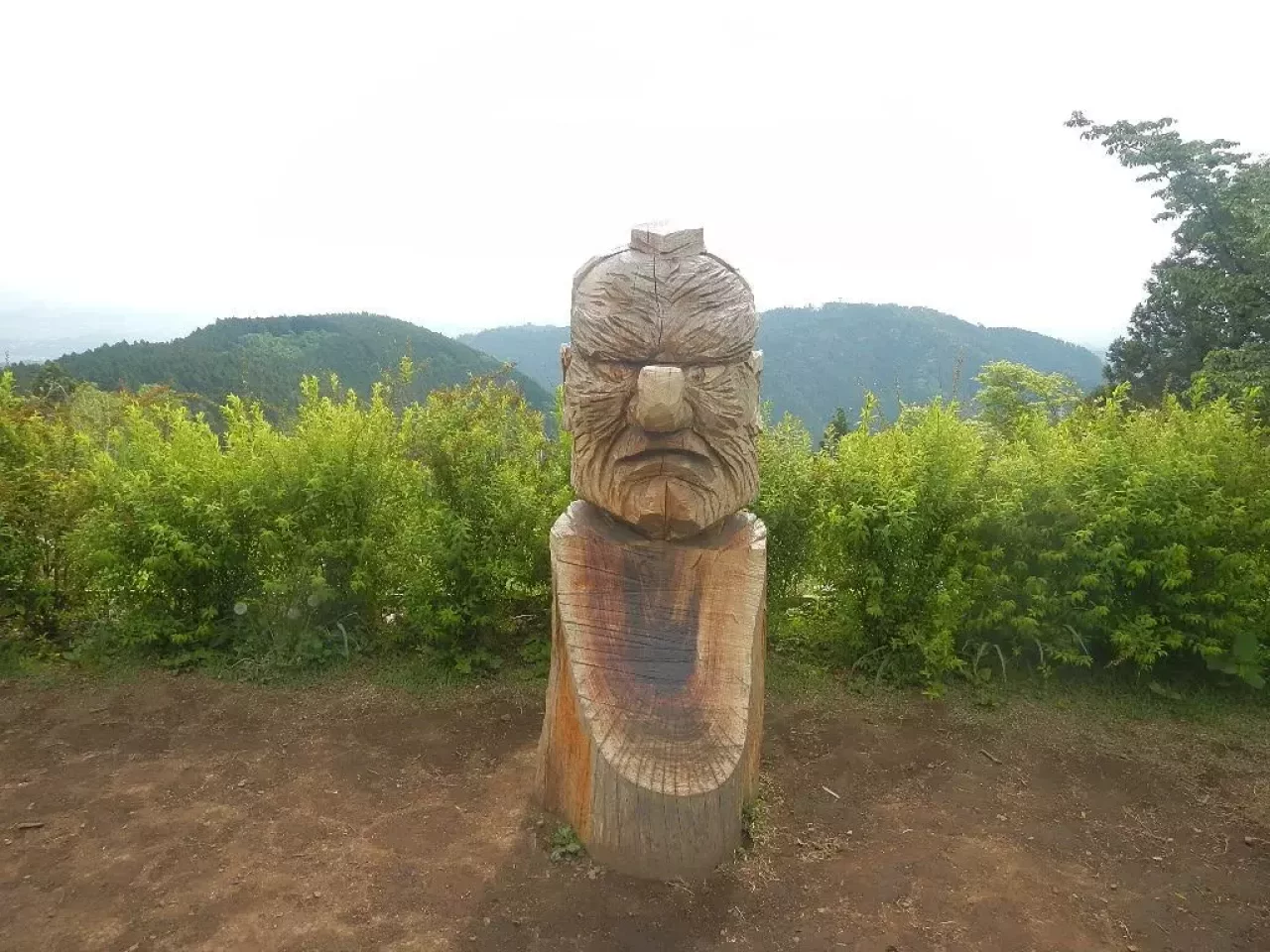 景信山 登山 城山