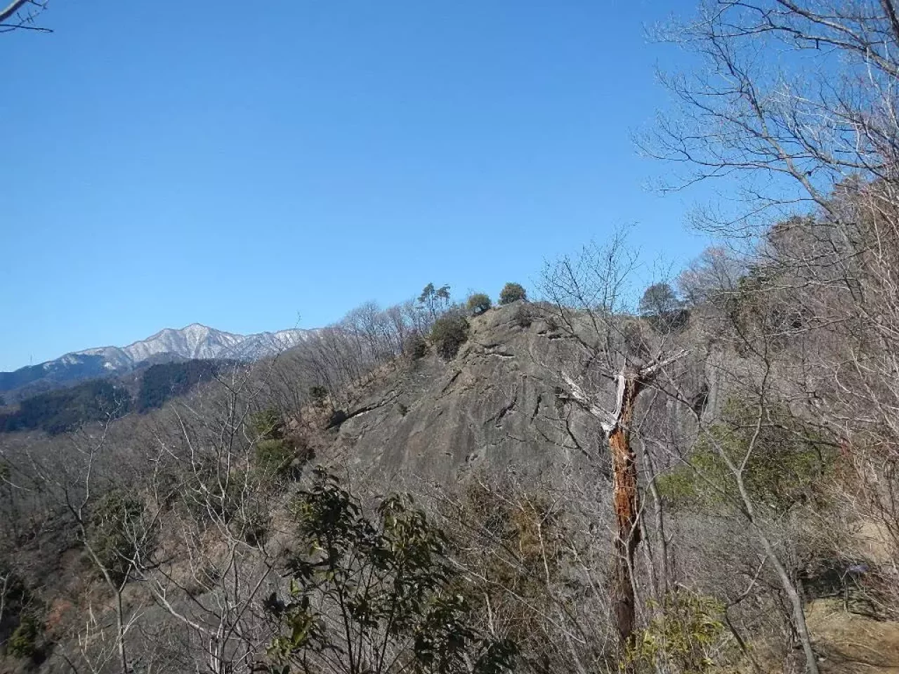 岩殿山 登山 稚児落とし