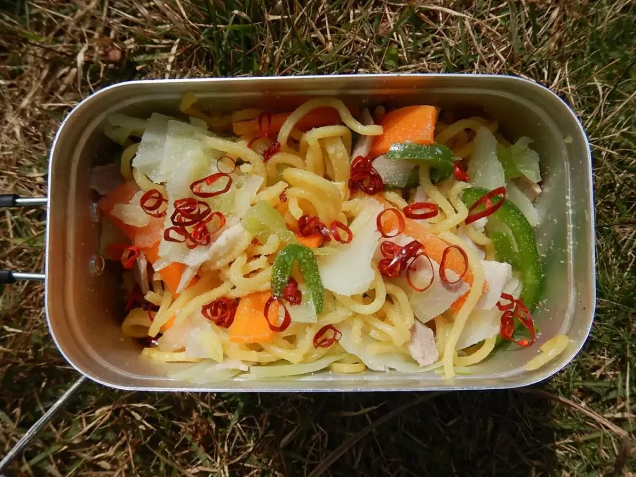 トランギア メスティン ペペロンチーノ風焼きそば 完成