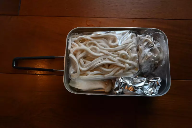 ラージメスティン山ごはんレシピ−焼きうどん|メスティンレシピ|山の食事・行動食|山のコト|登山・トレラン・山スキーマガジン「山旅旅」