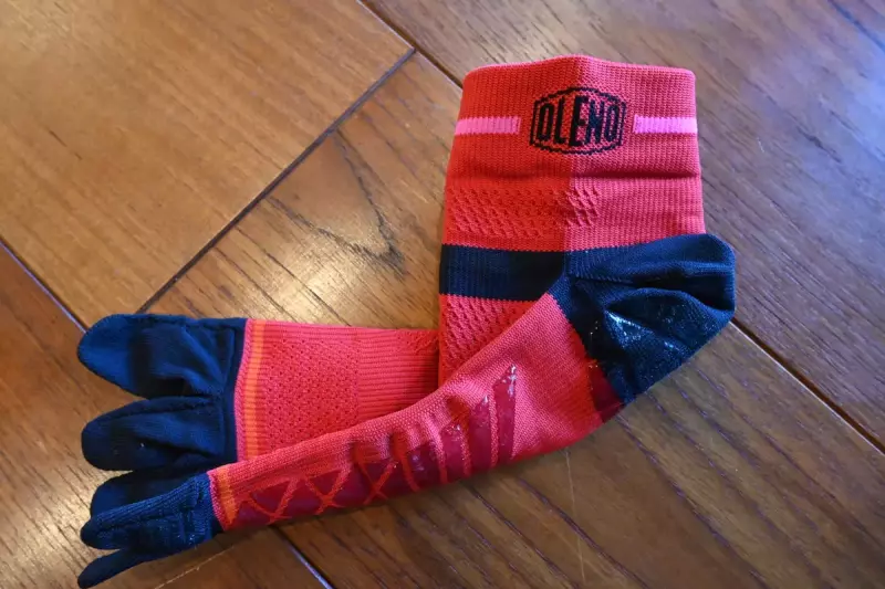 OLENOのアルティメットシリーズのソックス