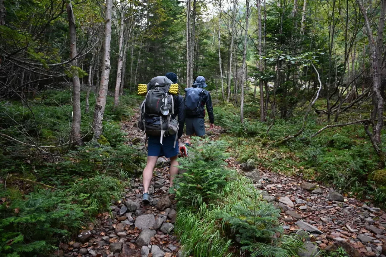 行者小屋へと足を運びそこから南沢コースを歩いて赤岳山荘
