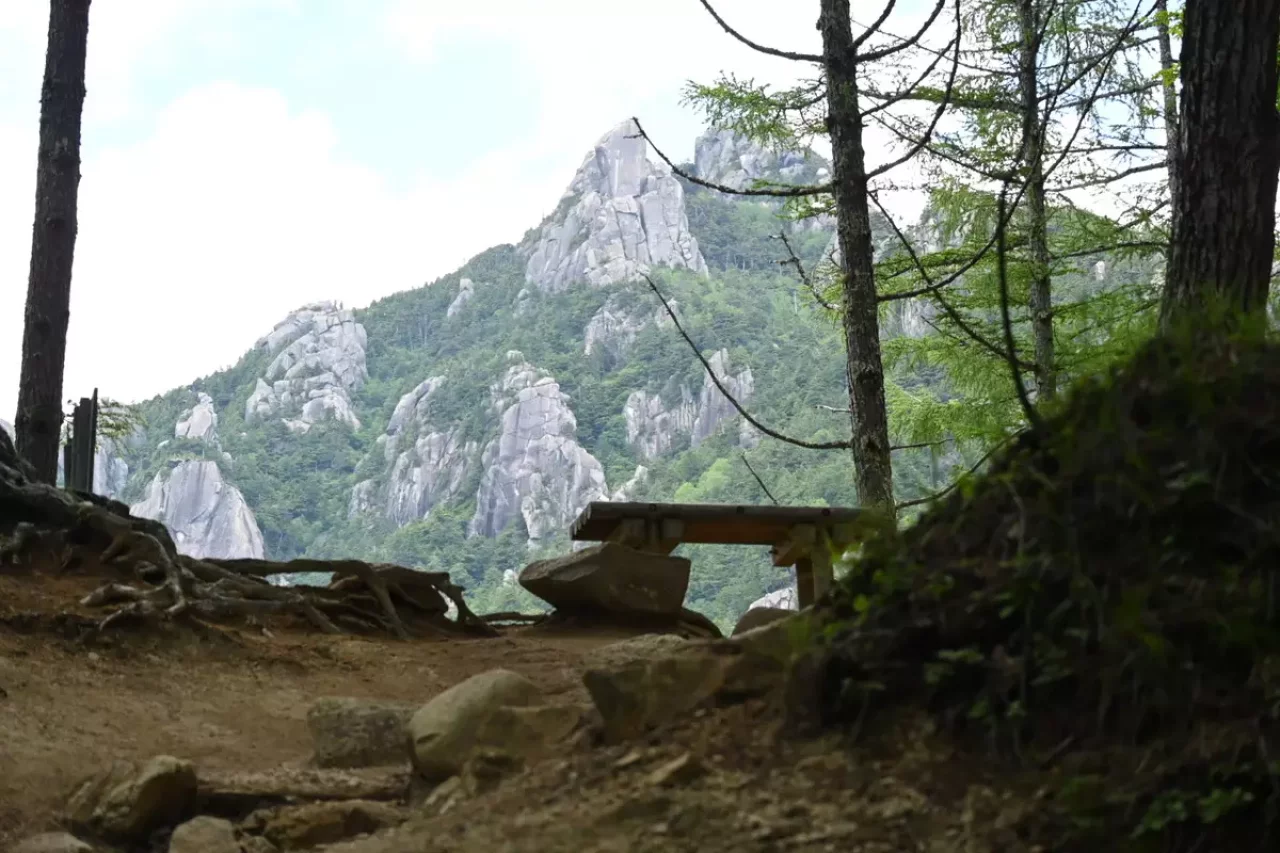 富士見平小屋から瑞牆山へ