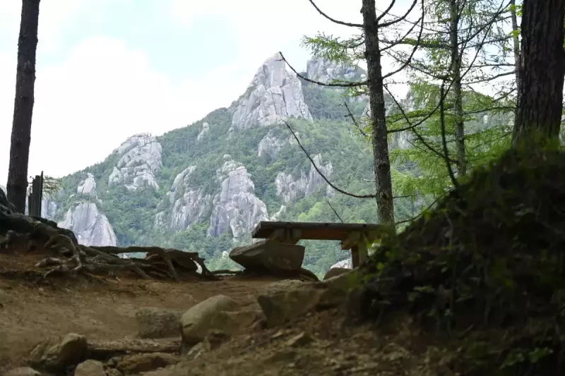 富士見平小屋から瑞牆山へ