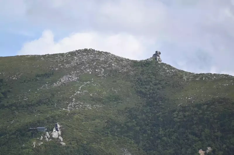 富士見平小屋から瑞牆山へ 瑞牆山山頂