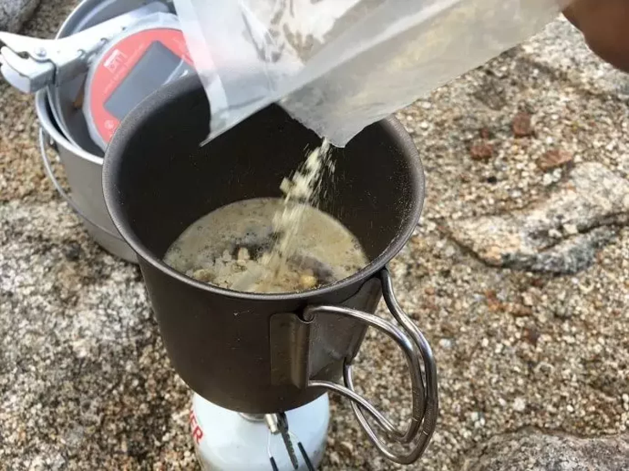 ULTRA LUNCH ビバークレーション