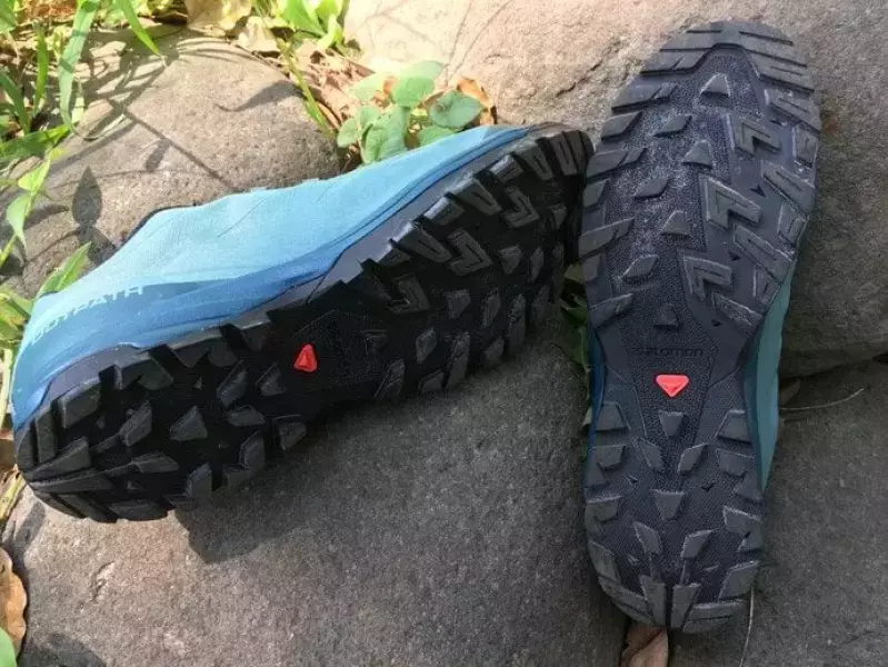 サロモンOUTpath GORE-TEX®のソール