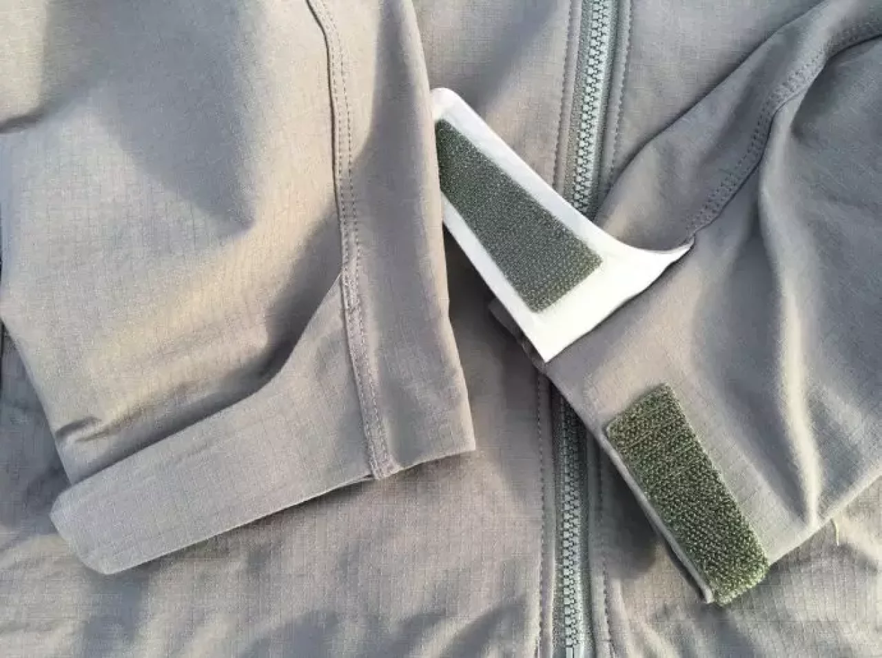 パタゴニア ダートクラフトジャケットのベルクロ