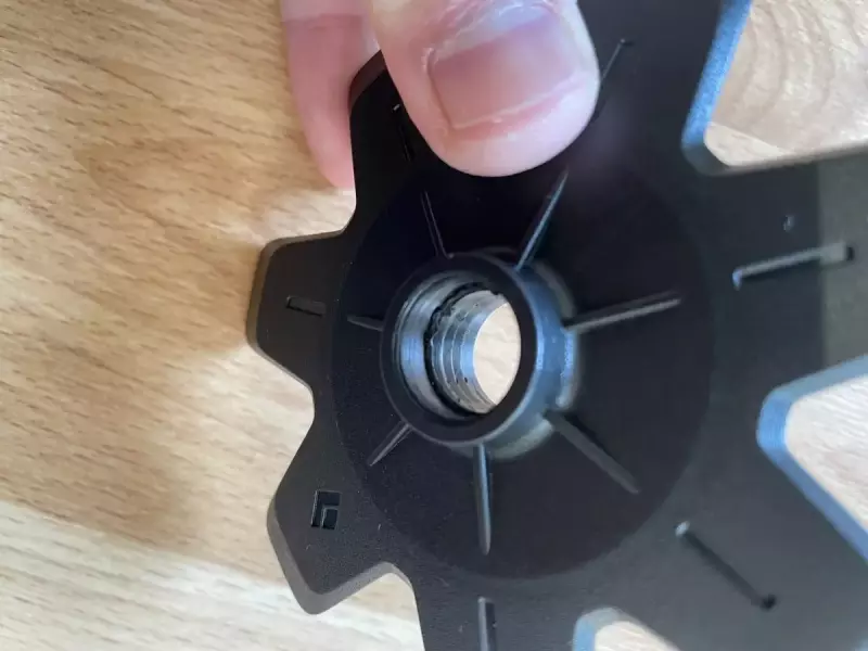 パウダーバスケットの装着