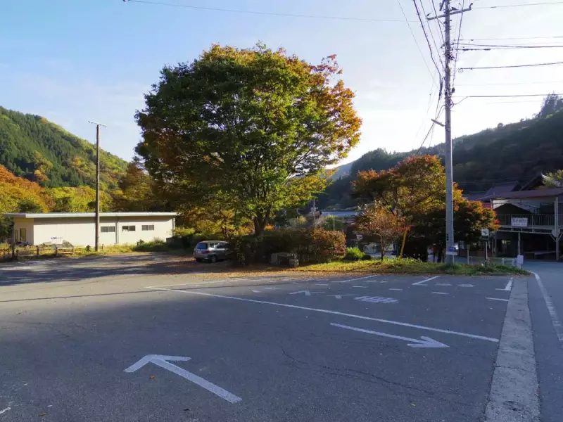 乾徳山 登山 駐車場