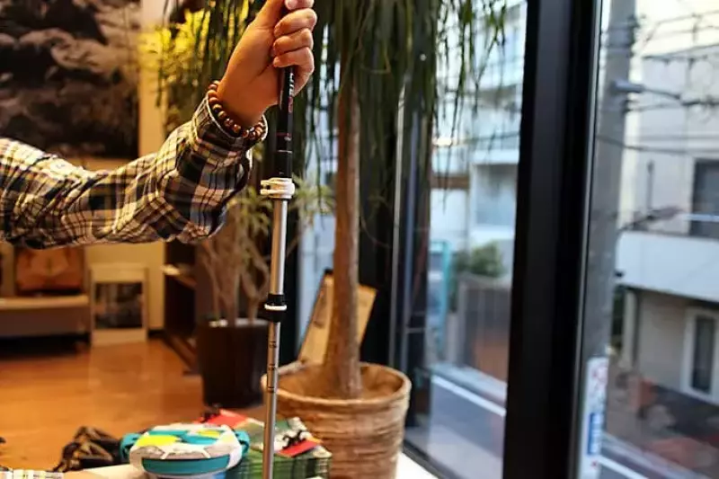 トレッキングポール『LEKI サーモライトAS』アンチショック機能