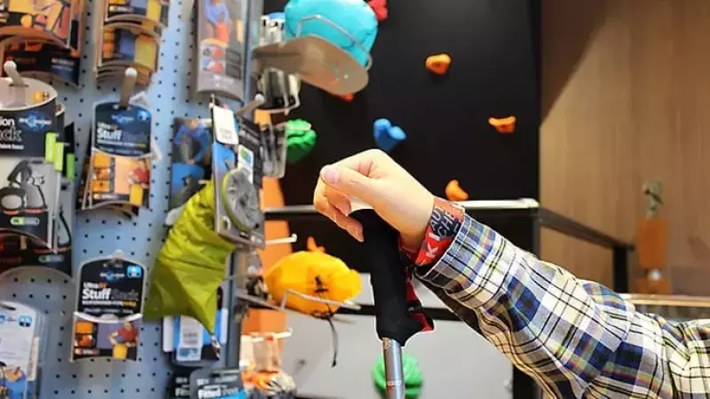 トレッキングポール『LEKI サーモライトAS』エルゴングリップ