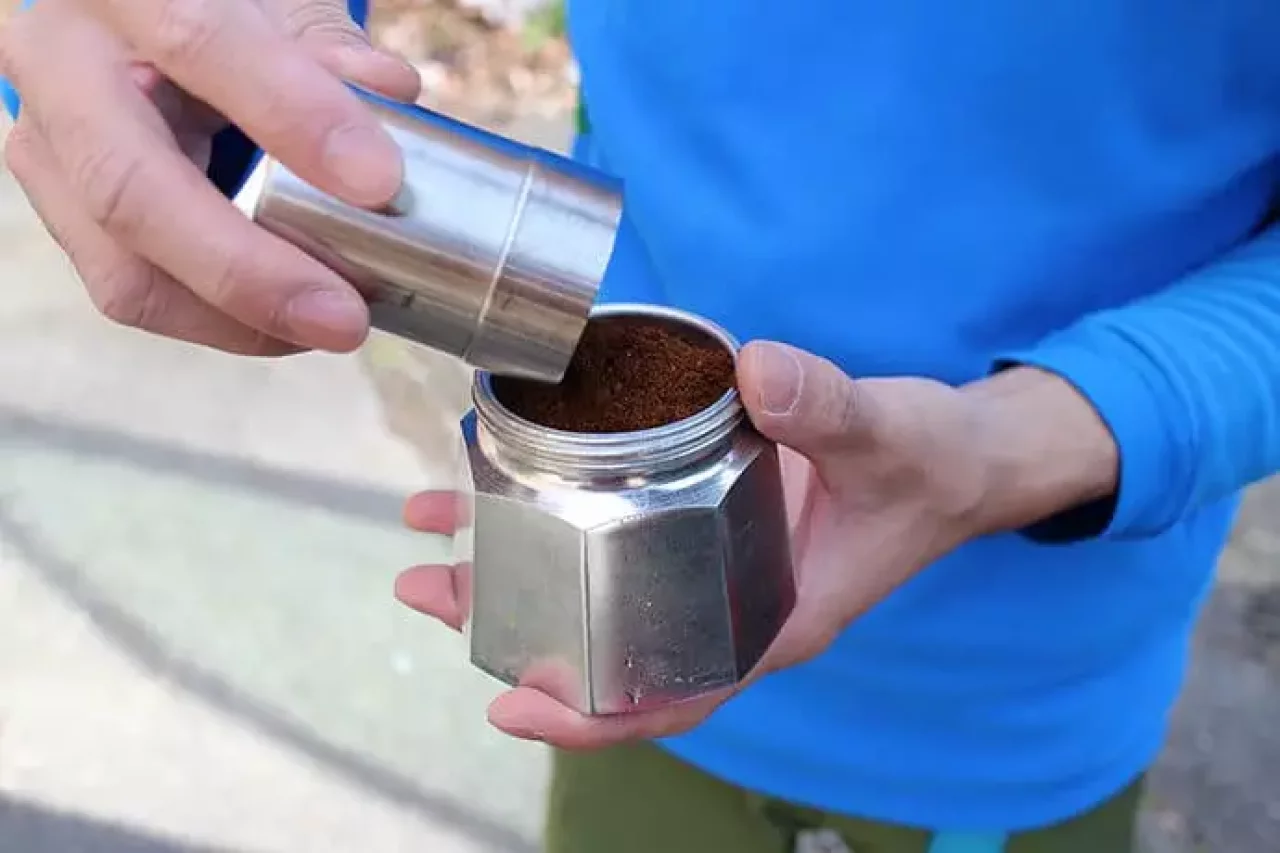 アウトドアのコーヒー「ビアレッティ モカエキスプレス」