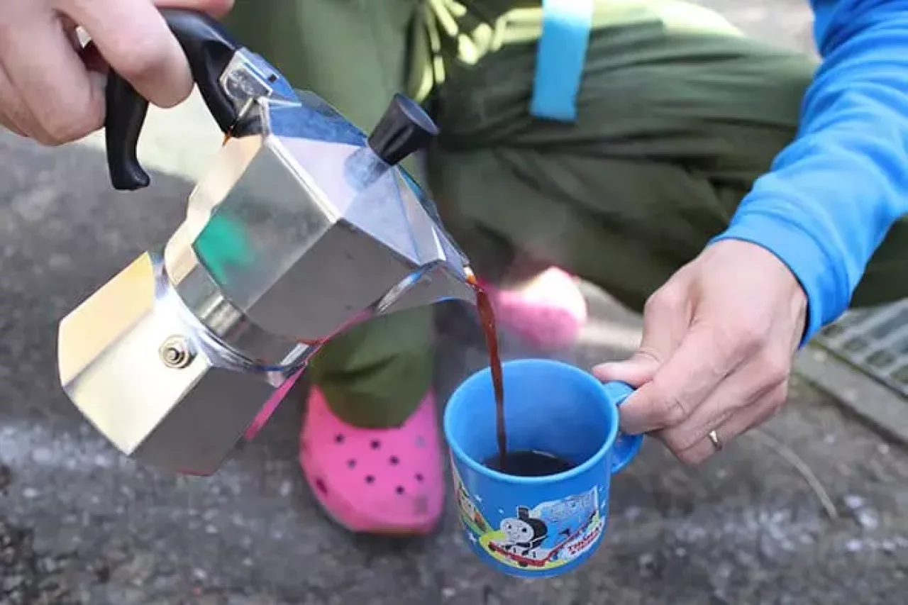 アウトドアのコーヒー「ビアレッティ モカエキスプレス」