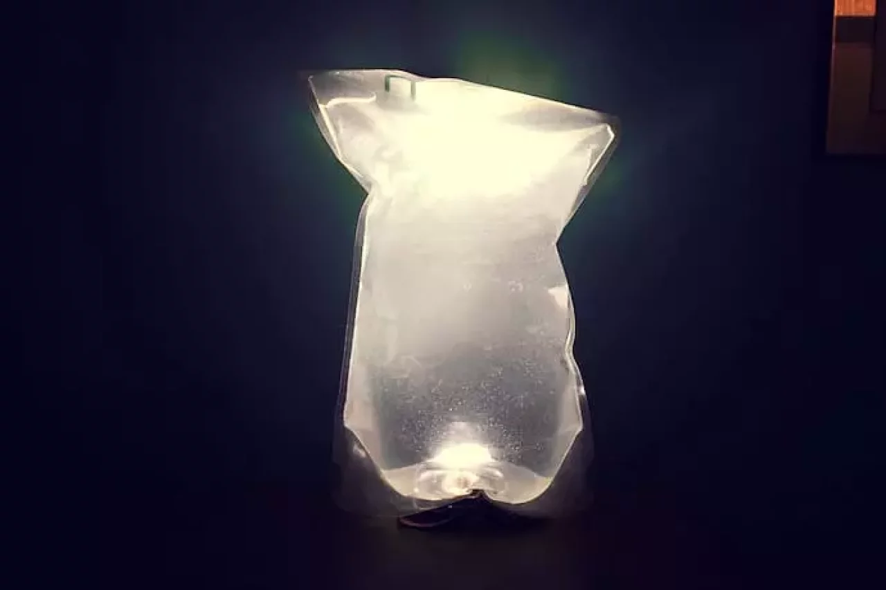 登山便利グッズ②:プラティパスのソフトボトルがランタンに早変わり