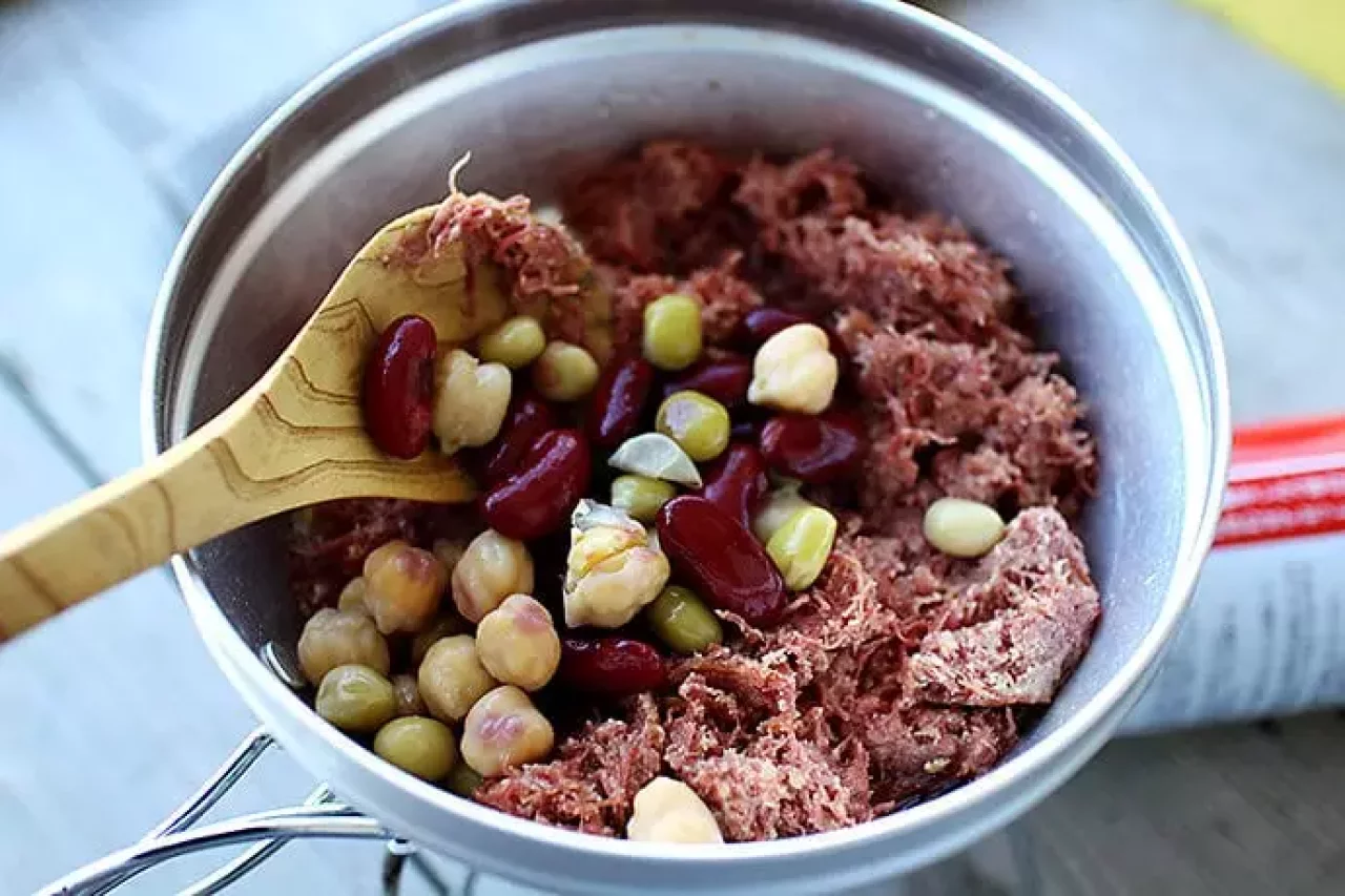 コンビーフのチリコンカン