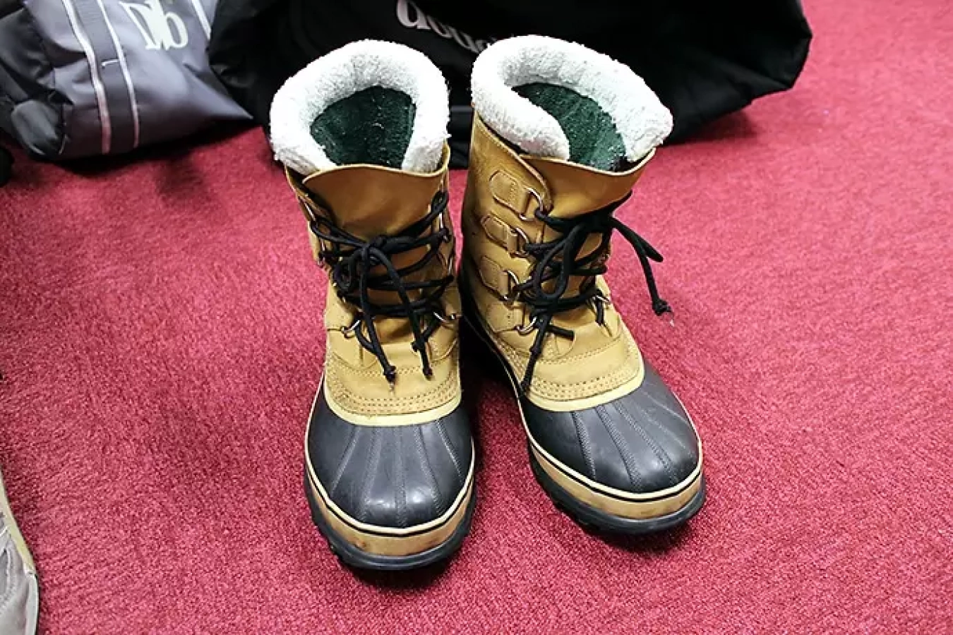 ソレル カリブー 雪国の定番ウィンターブーツ