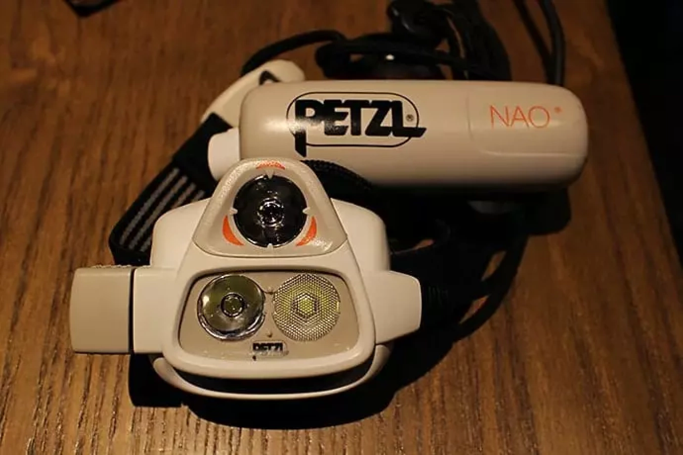 PETZL(ペツル)NAO 先進性と機能性に長けたヘッドライト
