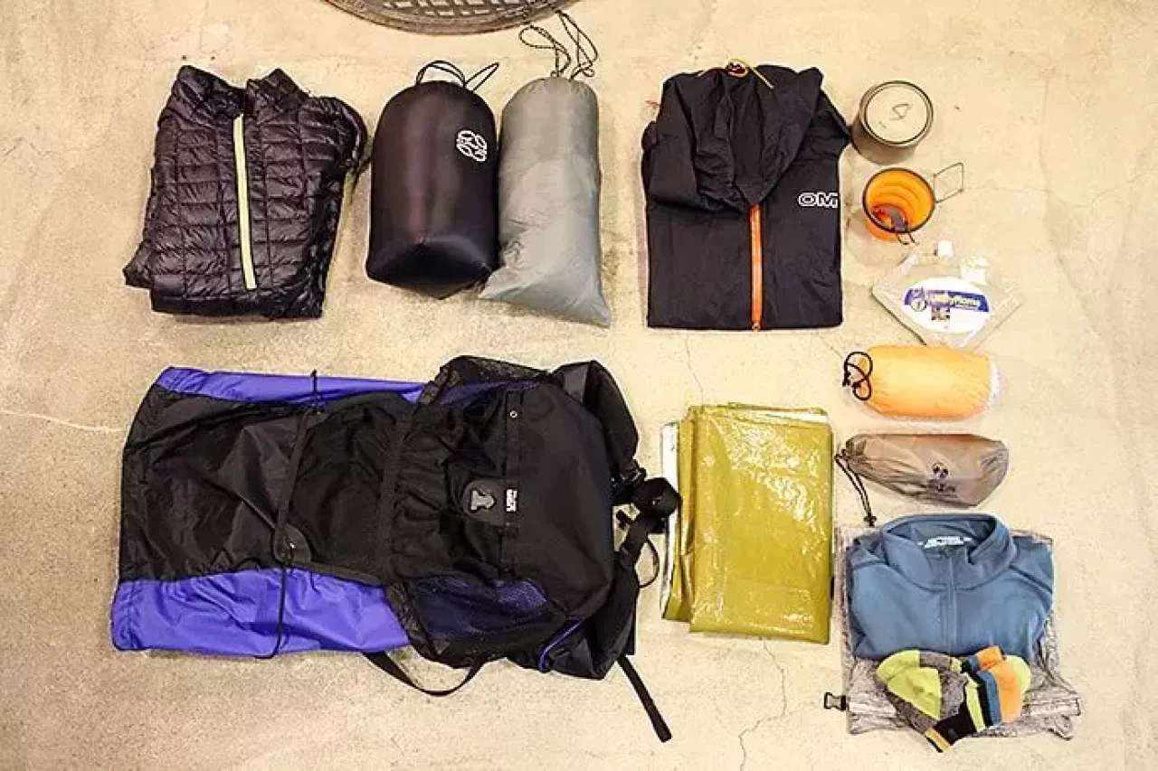 OMM クラシック32とパッキングする荷物