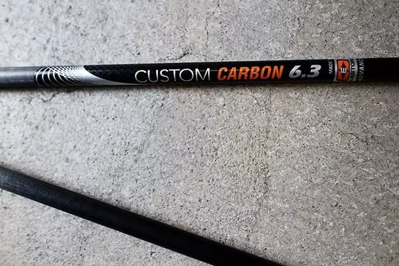 シックスムーンデザインズの純正ポール