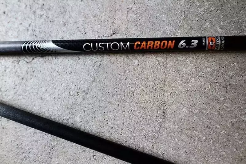 シックスムーンデザインズの純正ポール