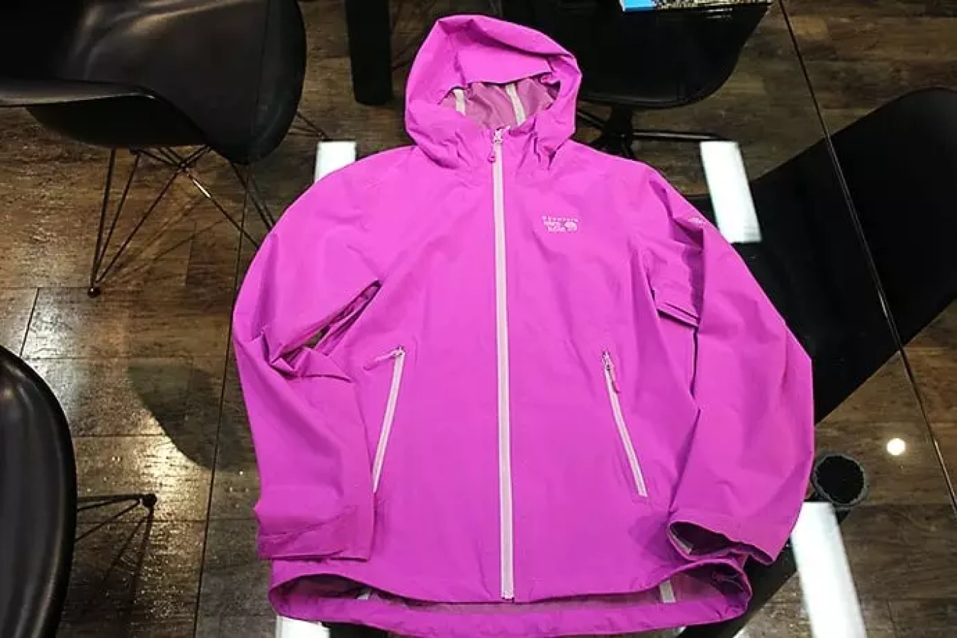 マウンテンハードウェア ストレッチオゾニックジャケット 動きやすいレインウェア