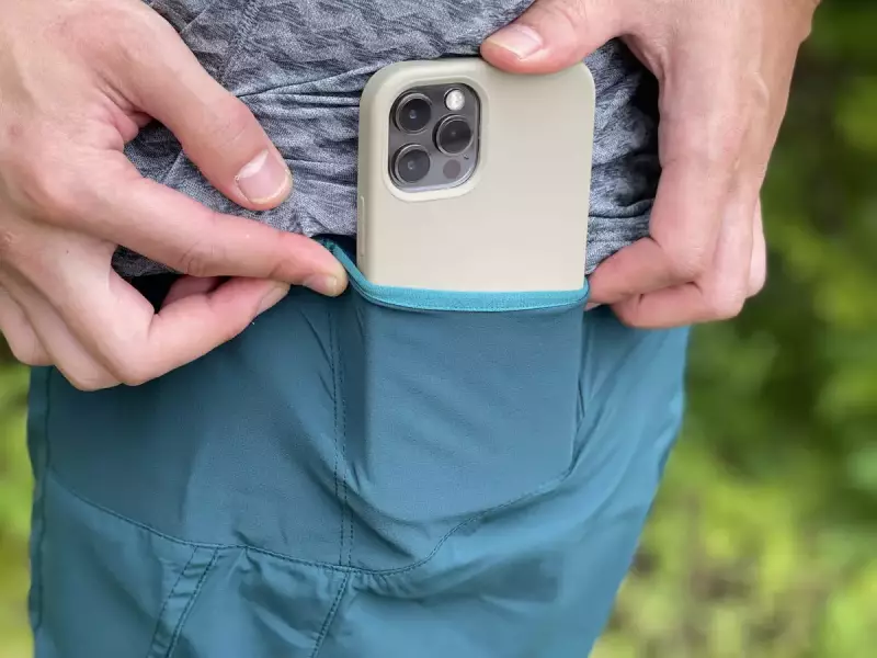 考えられたポケットの数と位置とサイズ感